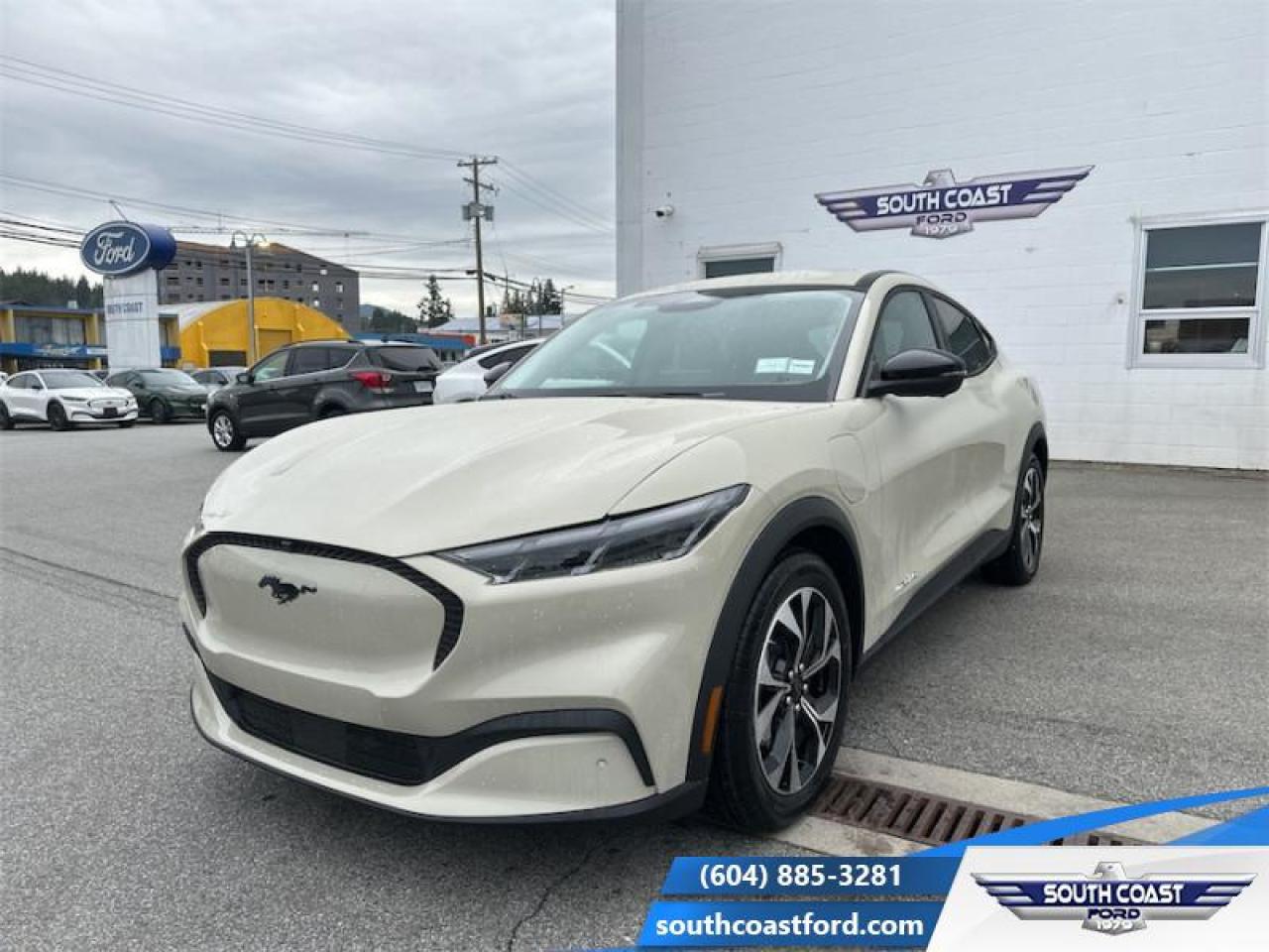 New 2025 Ford Mustang Mach-E Select AWD  - Activex Seats for sale in Sechelt, BC