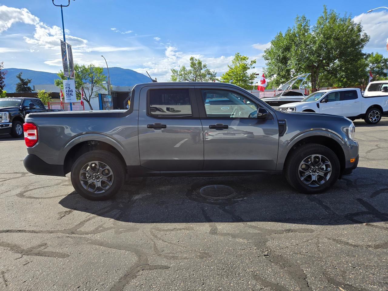 2024 Ford Maverick XLT Photo