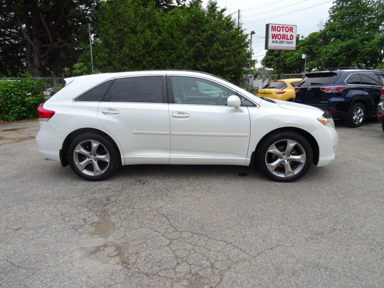 2010 Toyota Venza LIMITED - Photo #5