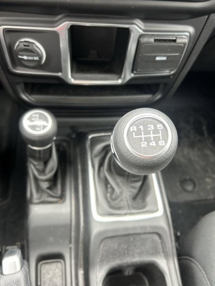 12671604