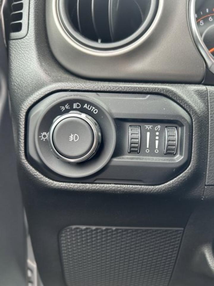 12671604