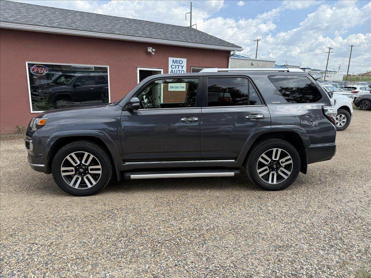 Used 2017 Toyota 4Runner LIMITED 4WD V6 for sale in Saskatoon, SK