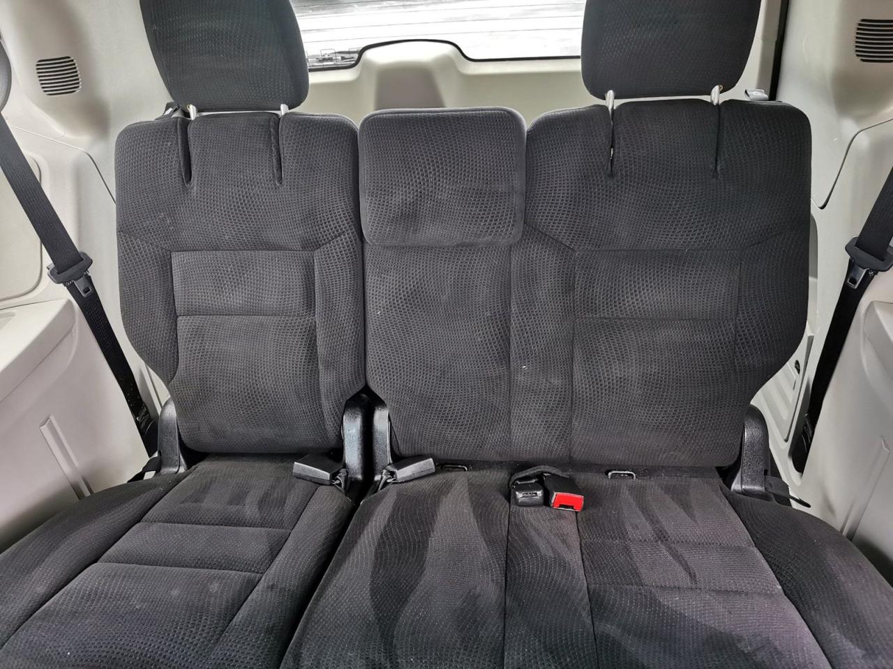 2014 Dodge Grand Caravan SE - Photo #14