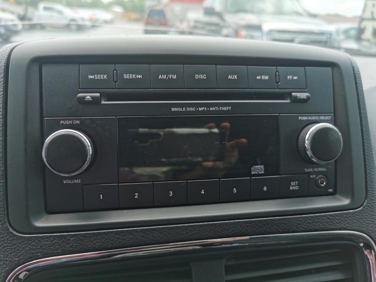 2014 Dodge Grand Caravan SE - Photo #21