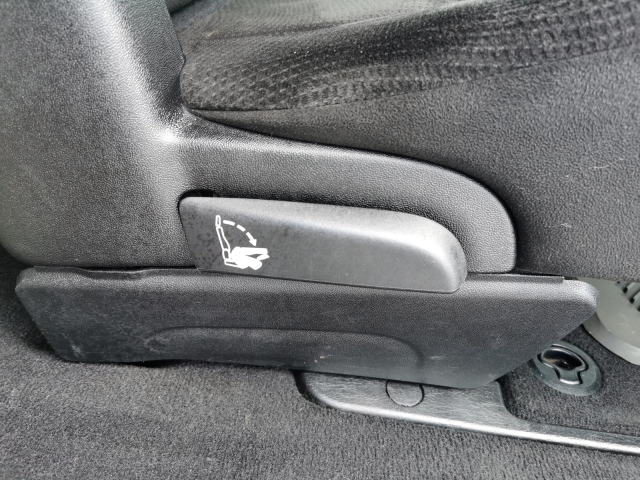 2014 Dodge Grand Caravan SE - Photo #17