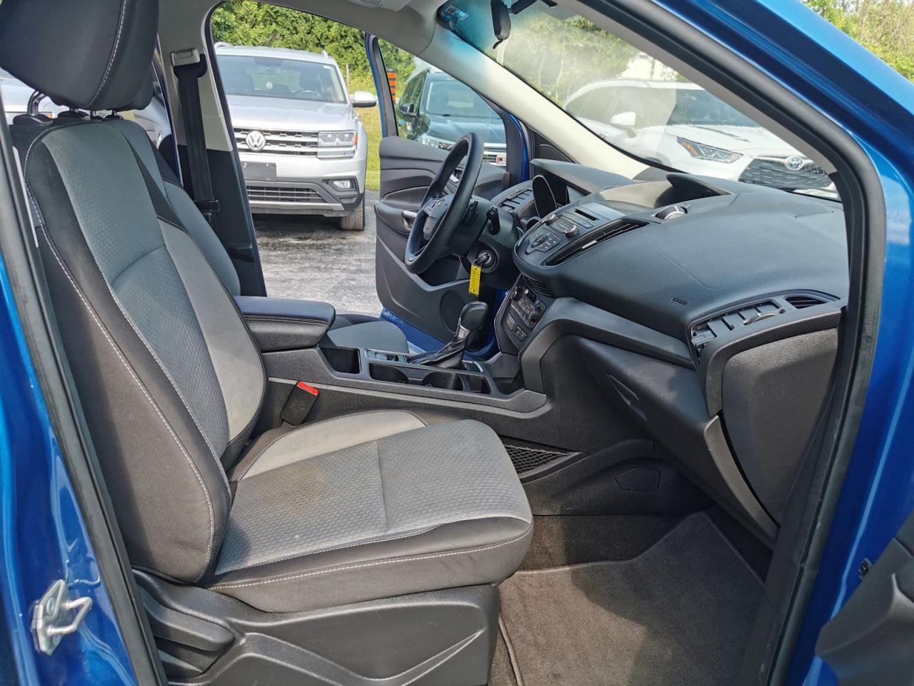 2017 Ford Escape SE - Photo #5
