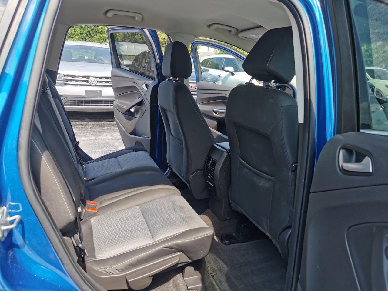 2017 Ford Escape SE - Photo #3