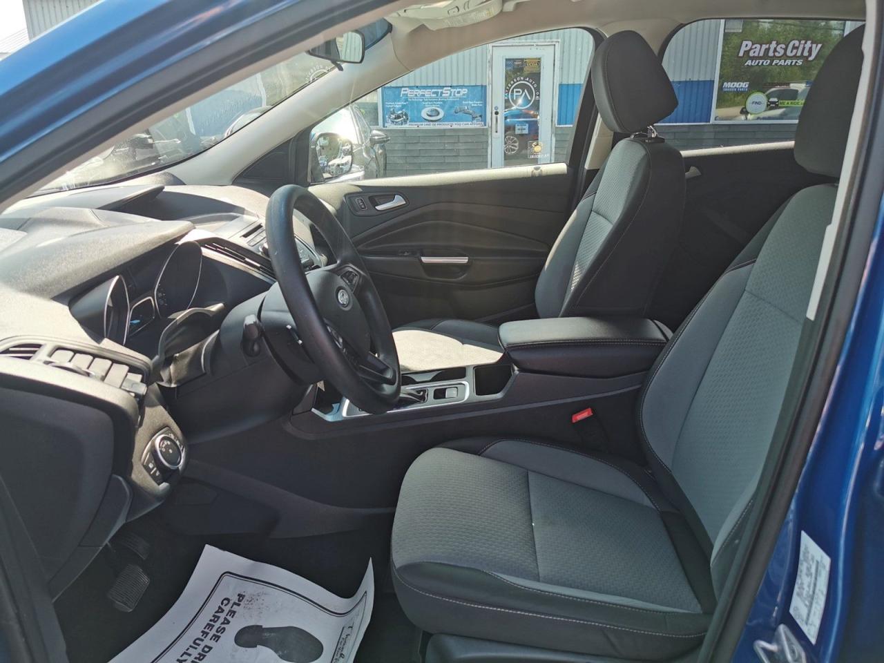 2017 Ford Escape SE - Photo #14