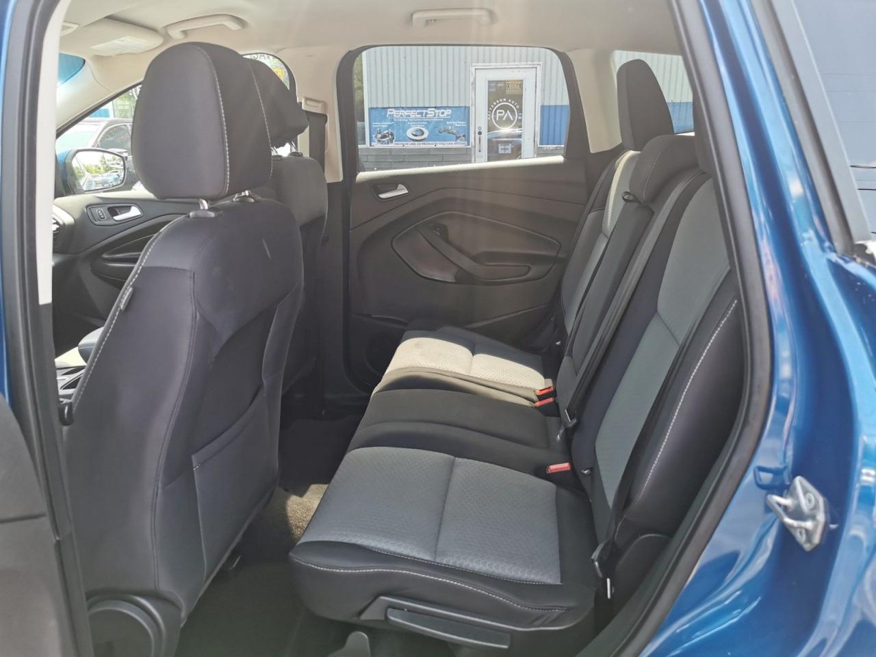 2017 Ford Escape SE - Photo #16