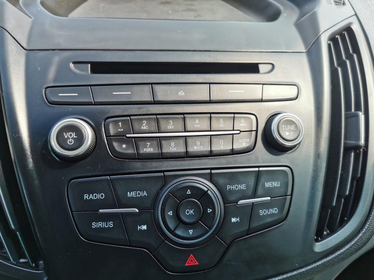 2017 Ford Escape SE - Photo #21