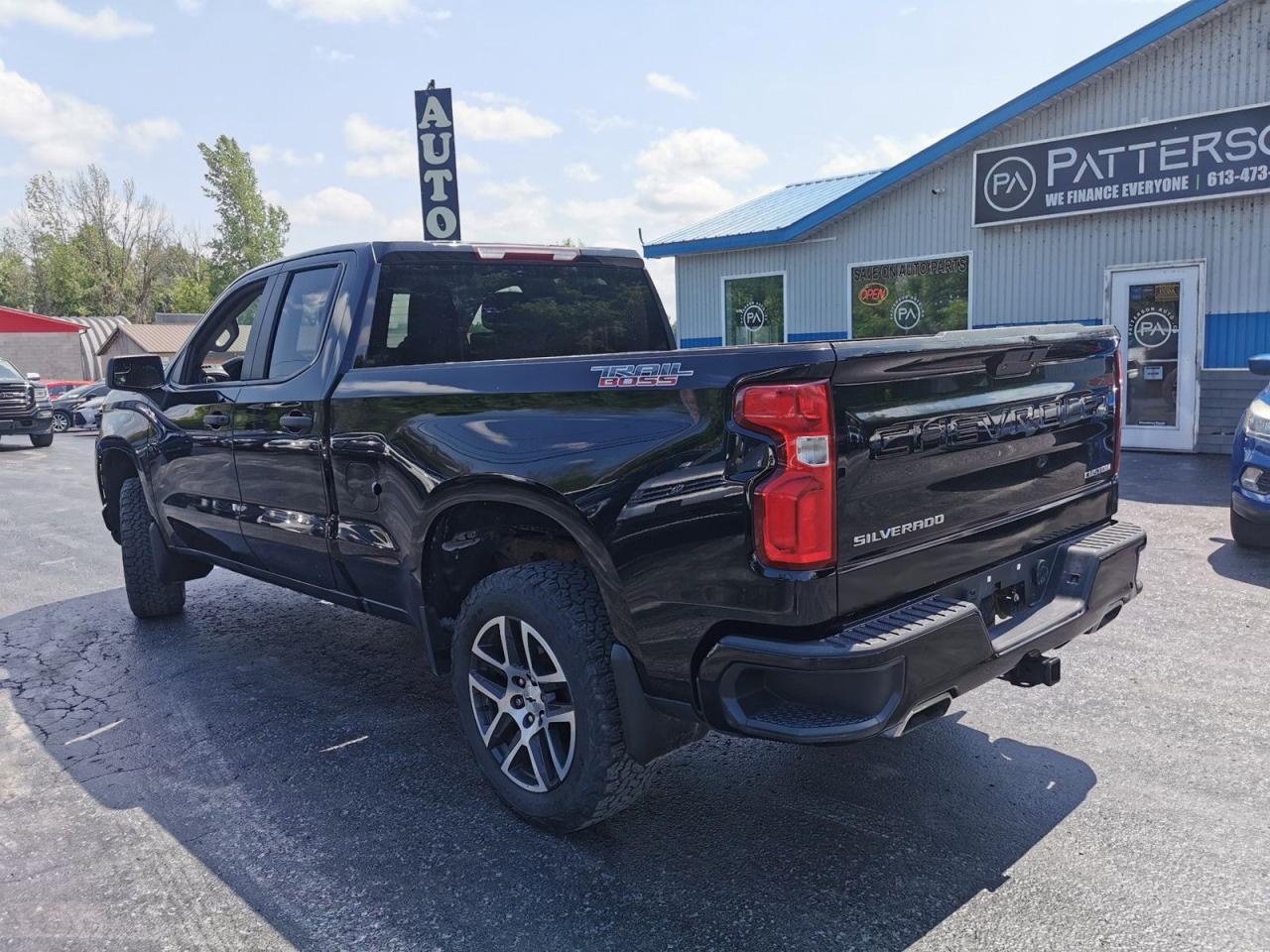 2019 Chevrolet Silverado 1500  - Photo #4
