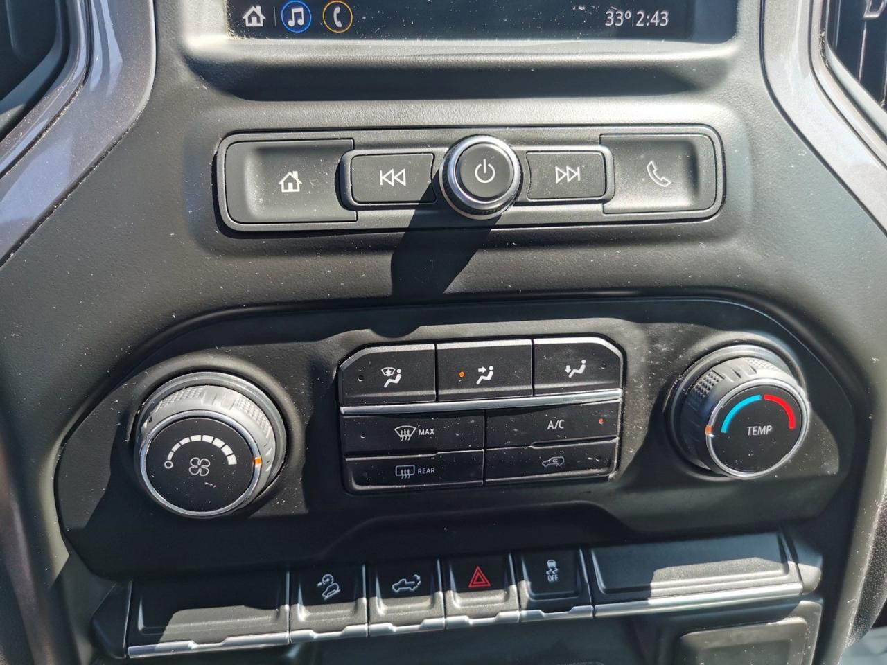 2019 Chevrolet Silverado 1500  - Photo #14