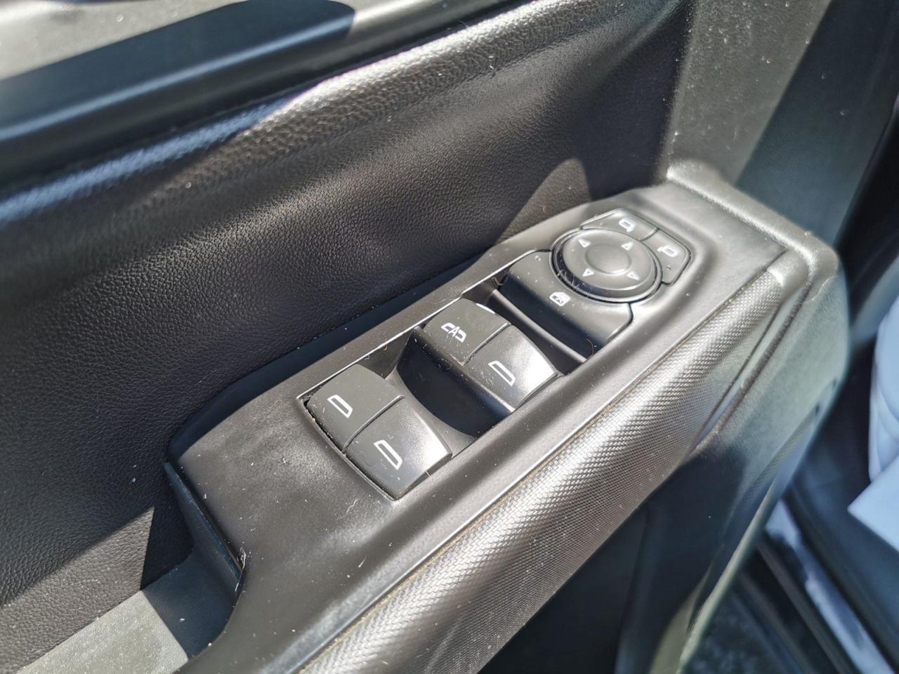 2019 Chevrolet Silverado 1500  - Photo #18