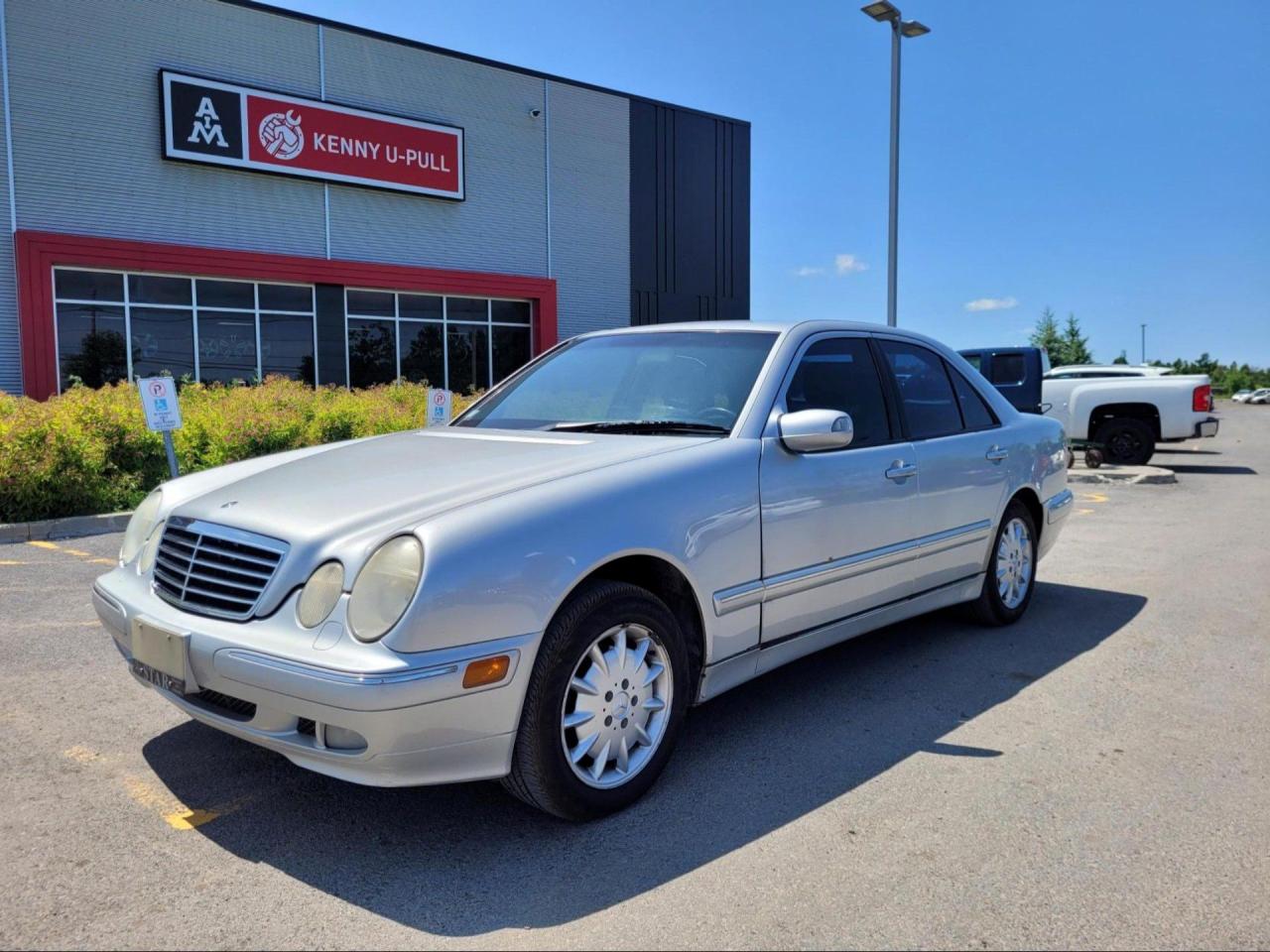 Used 2000 Mercedes-Benz E-Class E320 for sale in Ottawa, ON