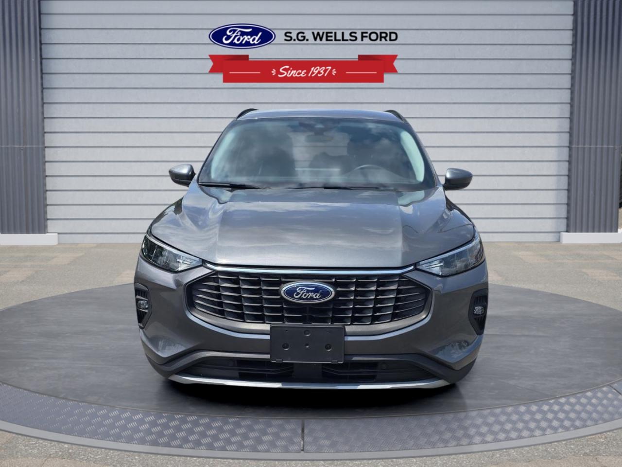 2024 Ford Escape Plug-in Hybrid Escape Photo