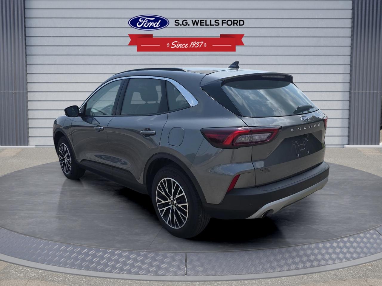 2024 Ford Escape Plug-in Hybrid Escape Photo