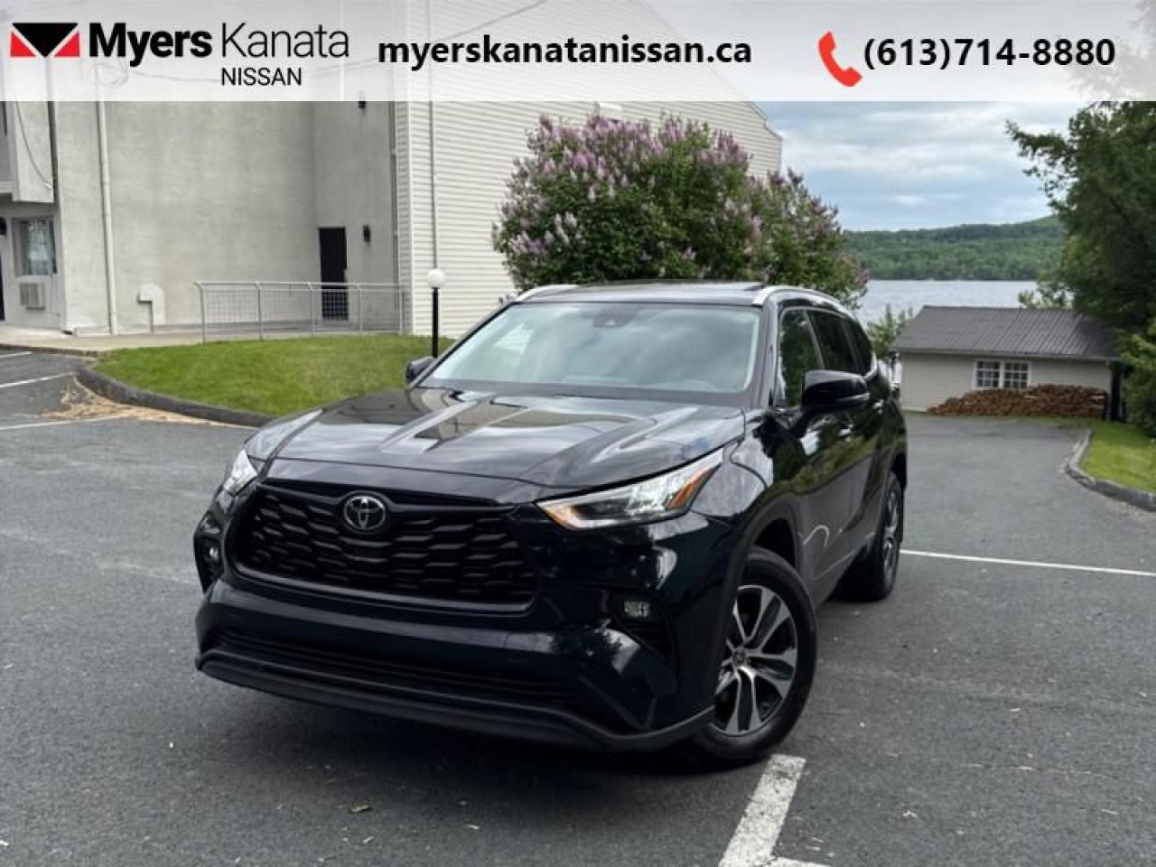 Used 2022 Toyota Highlander XLE  MIDNIGHT LOOK - CLEAN UNIT! for sale in Kanata, ON