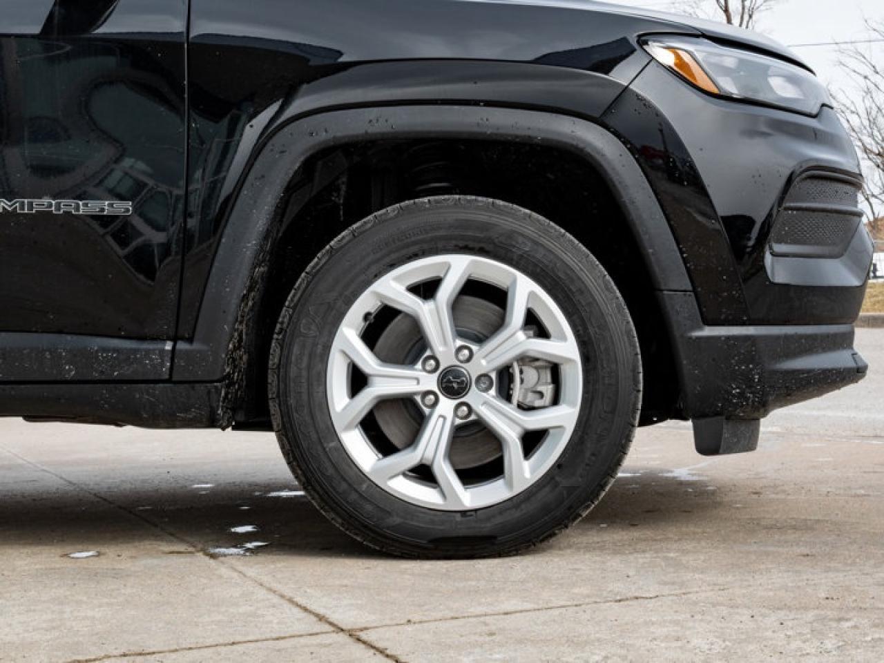 2025 Jeep Compass Sport Photo