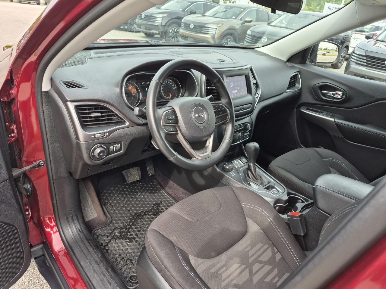 2019 Jeep Cherokee North 4WD Photo21