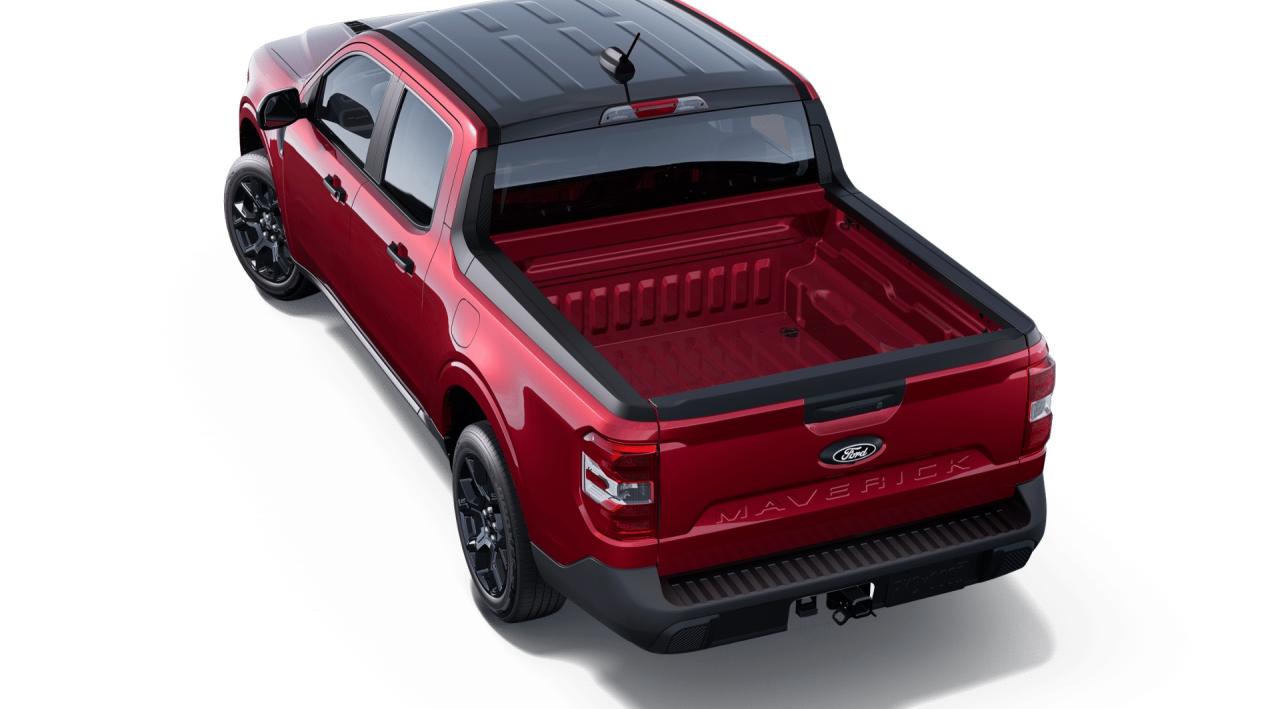 2025 Ford Maverick XLT AWD SuperCrew Photo