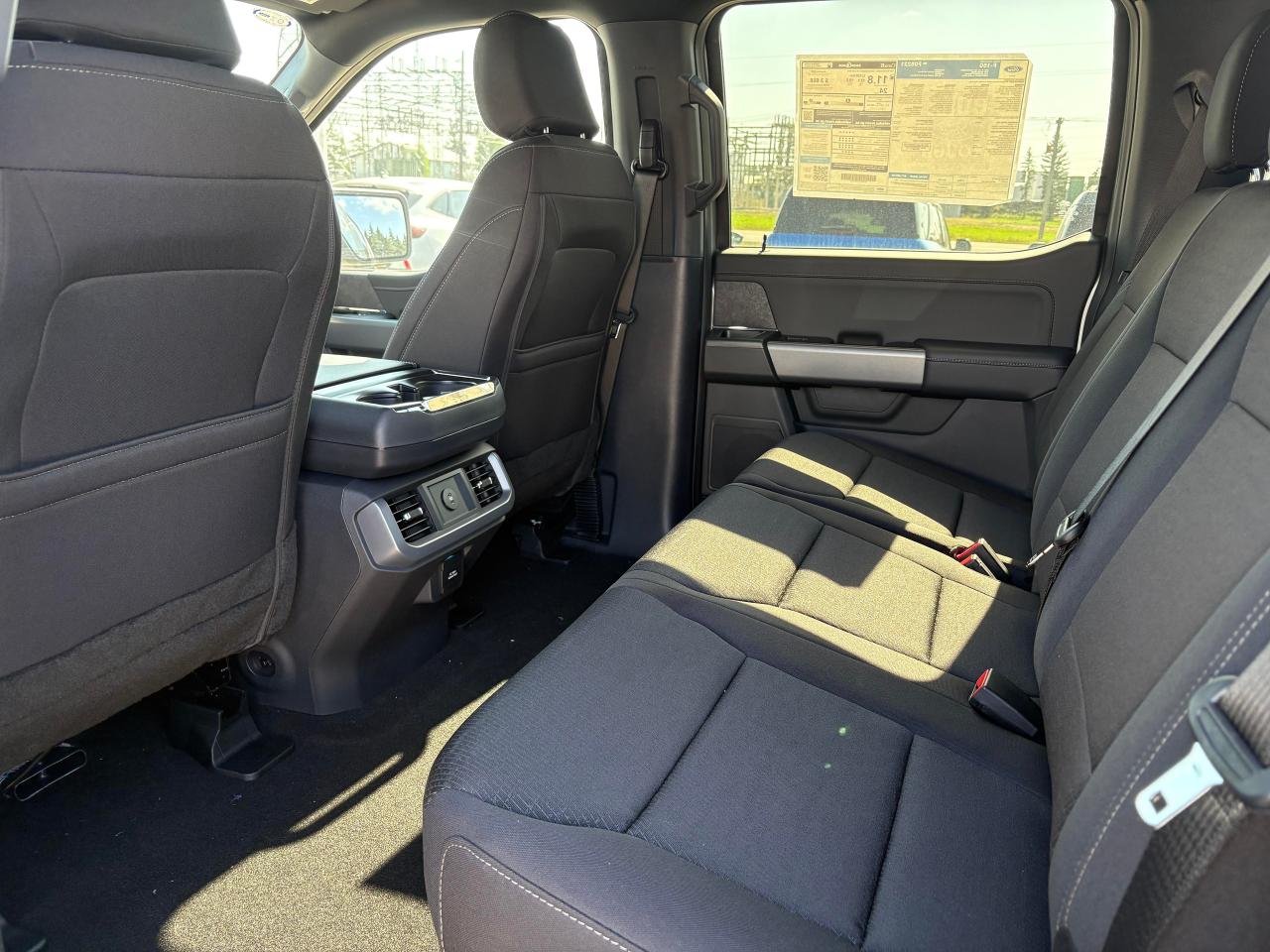2025 Ford F-150 XLT 4WD SuperCrew 5.5' Box Photo5