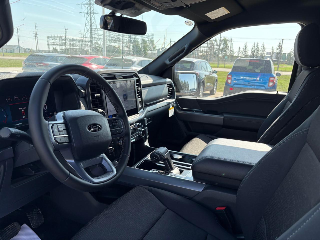 2025 Ford F-150 XLT 4WD SuperCrew 5.5' Box Photo5