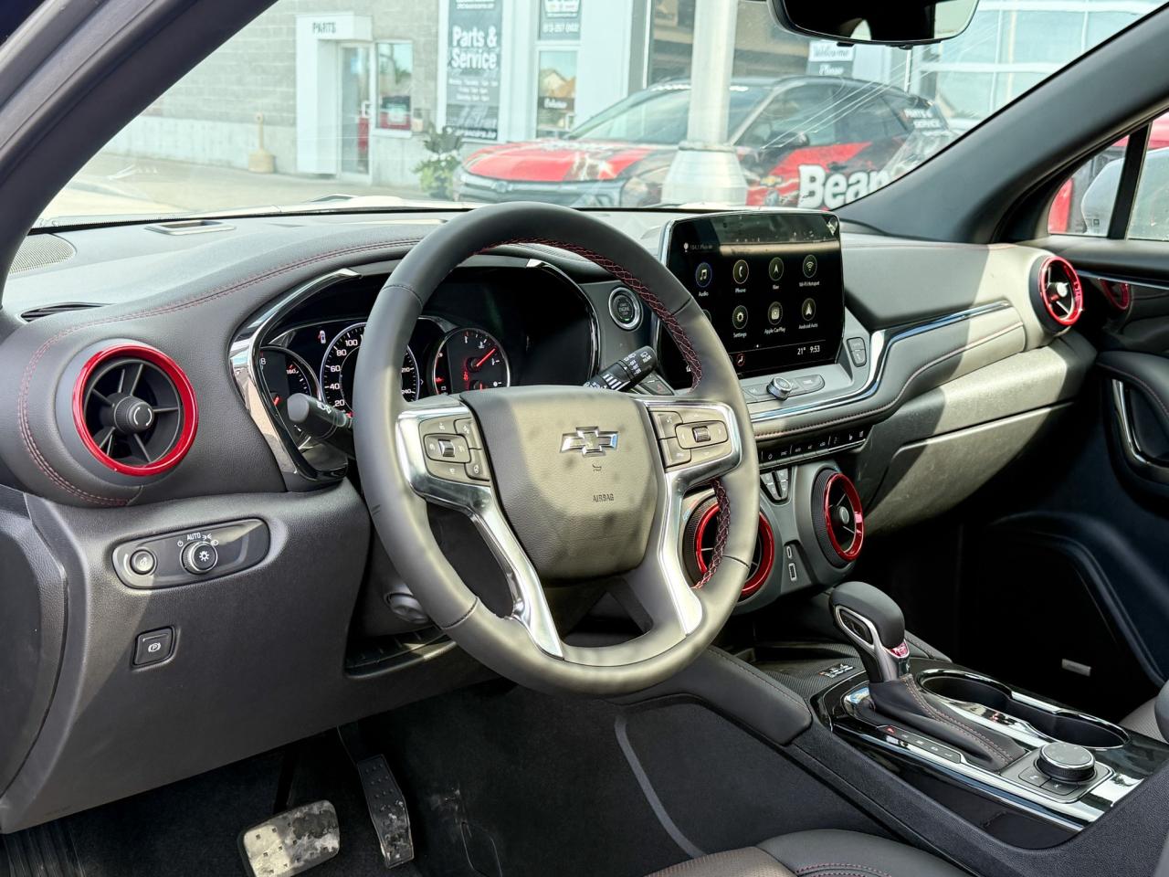 2025 Chevrolet Blazer RS 3.6L V6 WITH REMOTE START/ENTRY, HEATED/VENTILATED SEATS, HEATED STEERING WHEEL, SUNROOF, POWER LIFTGATE, HD SURROUND VISION, APPLE CARPLAY AND ANDROID AUTO Photo