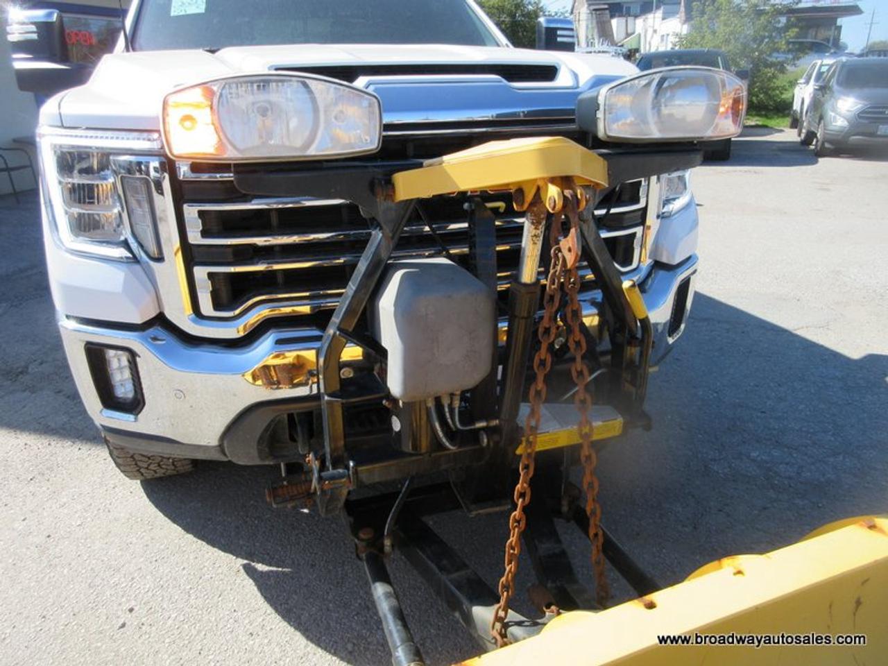 2023 GMC Sierra 2500 3/4 TON SLT-EDITION 5 PASSENGER 6.6L - DURAMAX.. 4X4.. CREW-CAB.. 6.6-BOX.. FISHER-STRAIGHT-PLOW.. LEATHER.. HEATED SEATS & WHEEL.. POWER MIRRORS.. Photo