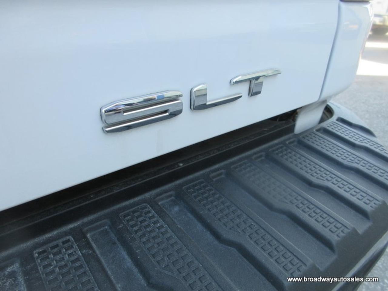 2023 GMC Sierra 2500 3/4 TON SLT-EDITION 5 PASSENGER 6.6L - DURAMAX.. 4X4.. CREW-CAB.. 6.6-BOX.. FISHER-STRAIGHT-PLOW.. LEATHER.. HEATED SEATS & WHEEL.. POWER MIRRORS.. Photo