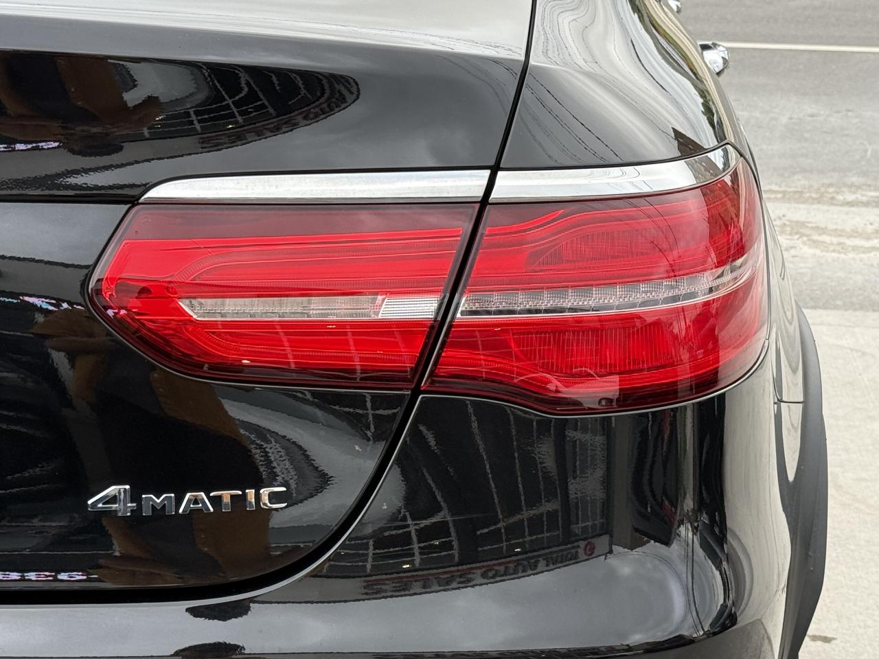 2018 Mercedes-Benz GLC 300 COUPE | PREMIUM | PANO | LOADED - Photo #11
