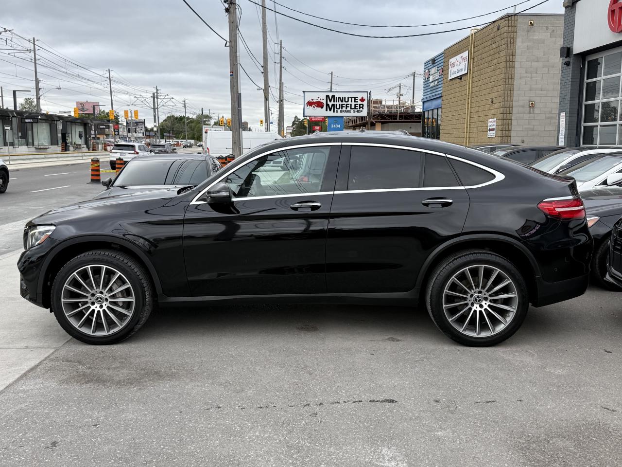2018 Mercedes-Benz GLC 300 COUPE | PREMIUM | PANO | LOADED - Photo #9