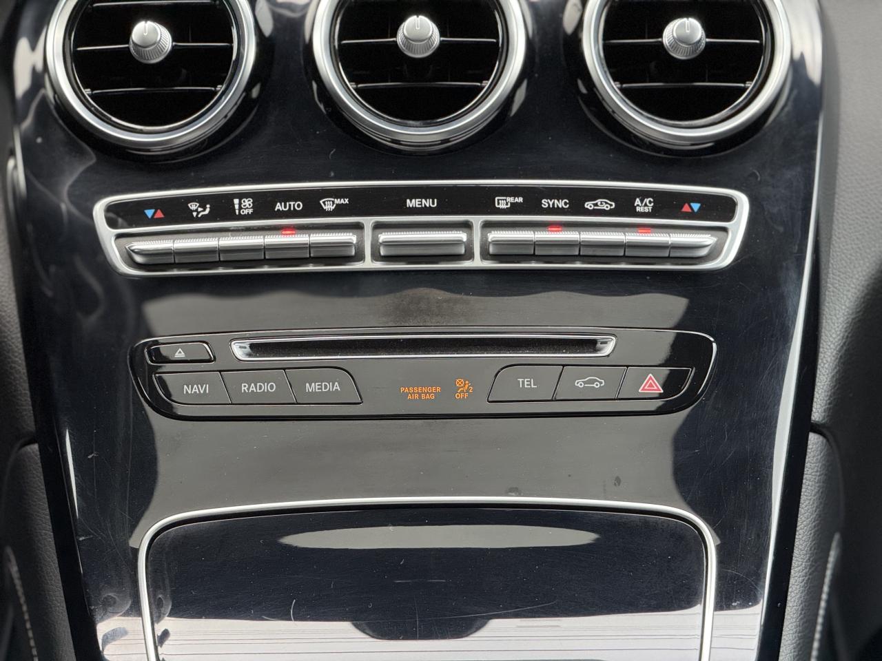 2018 Mercedes-Benz GLC 300 COUPE | PREMIUM | PANO | LOADED - Photo #28
