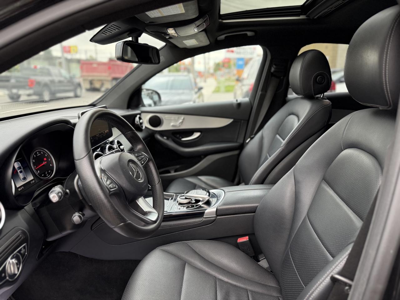 2018 Mercedes-Benz GLC 300 COUPE | PREMIUM | PANO | LOADED - Photo #30