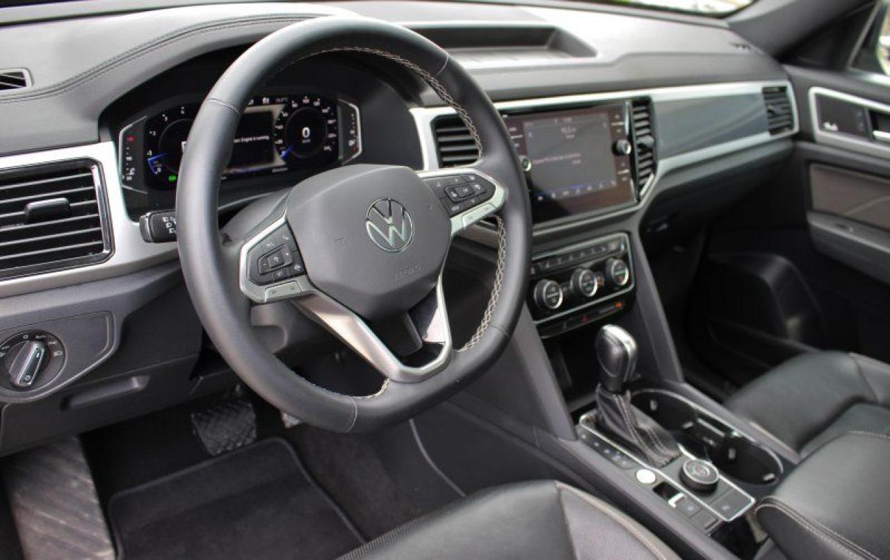 2022 Volkswagen Atlas Highline*AWD*Heated Leather*Moon Roof*CarPlay*Navi - Photo #10