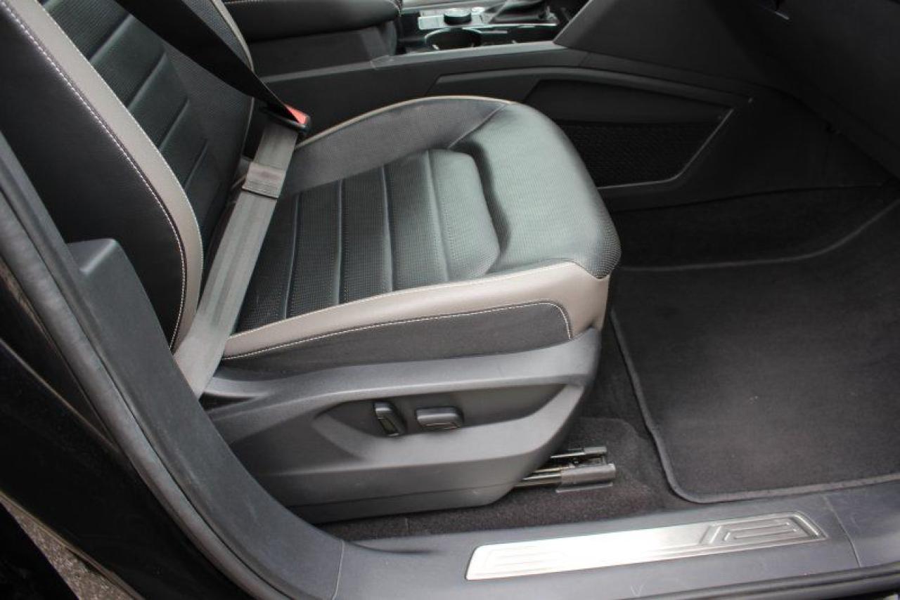 2022 Volkswagen Atlas Highline*AWD*Heated Leather*Moon Roof*CarPlay*Navi - Photo #16