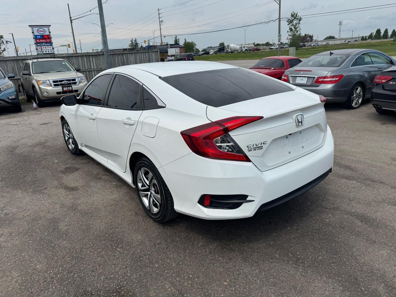2017 Honda Civic LX, ONLY 120KMS, WELL MAINTAINED, CERTIFIED - Photo #3