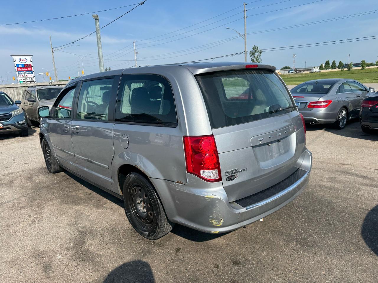 2014 Dodge Grand Caravan AS IS, SE, RUNS GOOD, WELL SERVICED - Photo #3