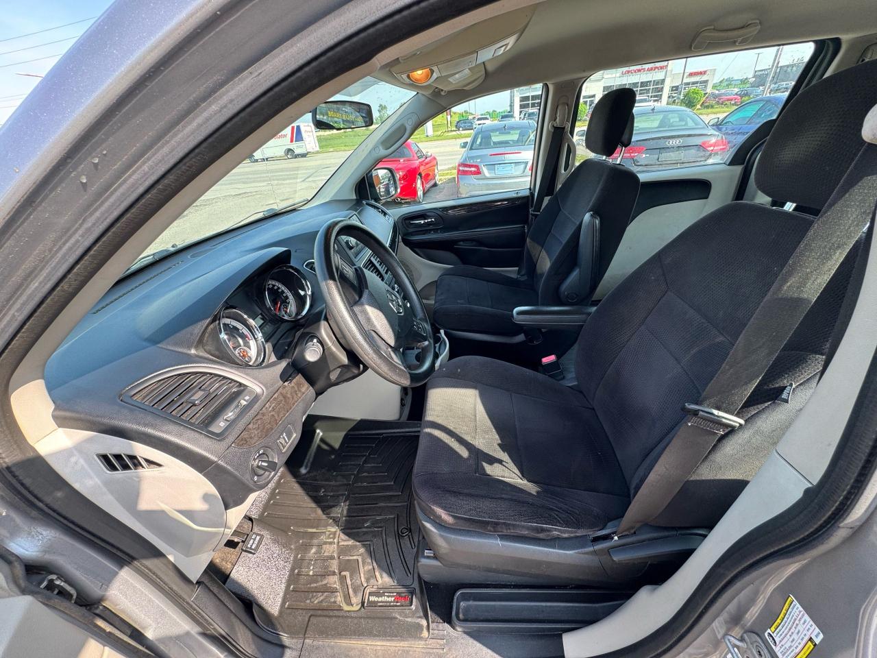 2014 Dodge Grand Caravan AS IS, SE, RUNS GOOD, WELL SERVICED - Photo #15
