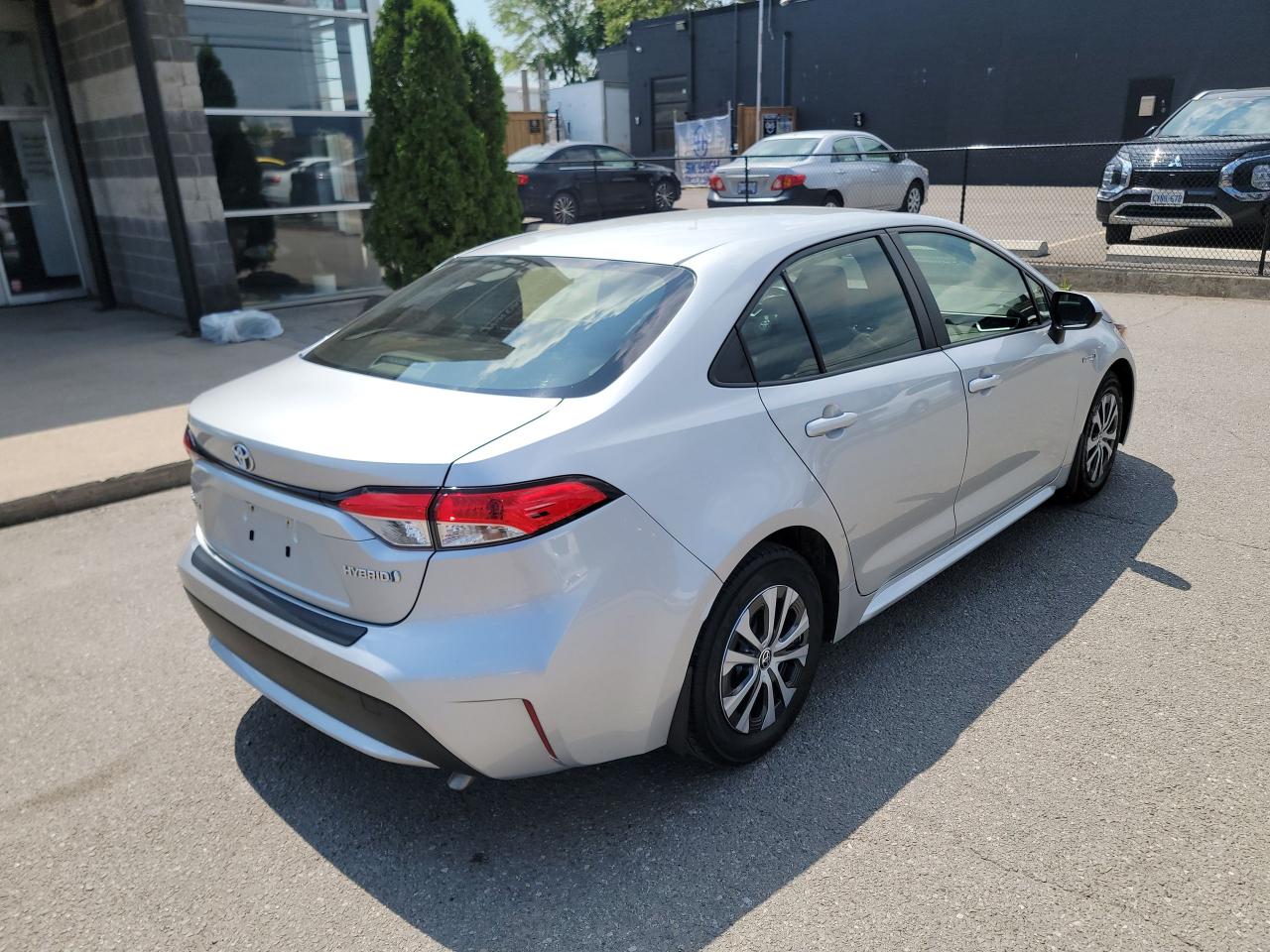 2021 Toyota Corolla Hybrid | Leather Upgrade Photo3