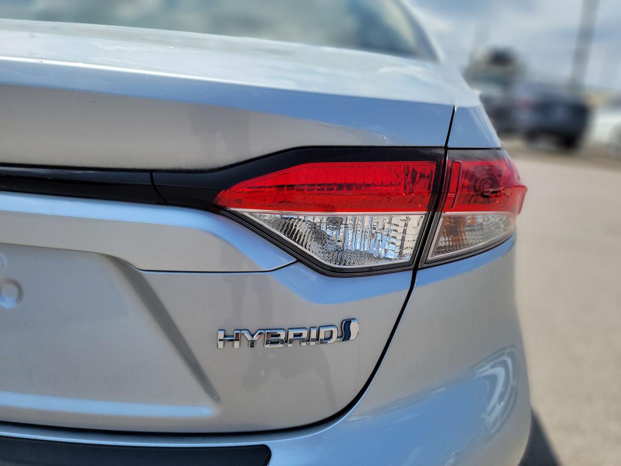 2021 Toyota Corolla Hybrid | Leather Upgrade - Photo #6