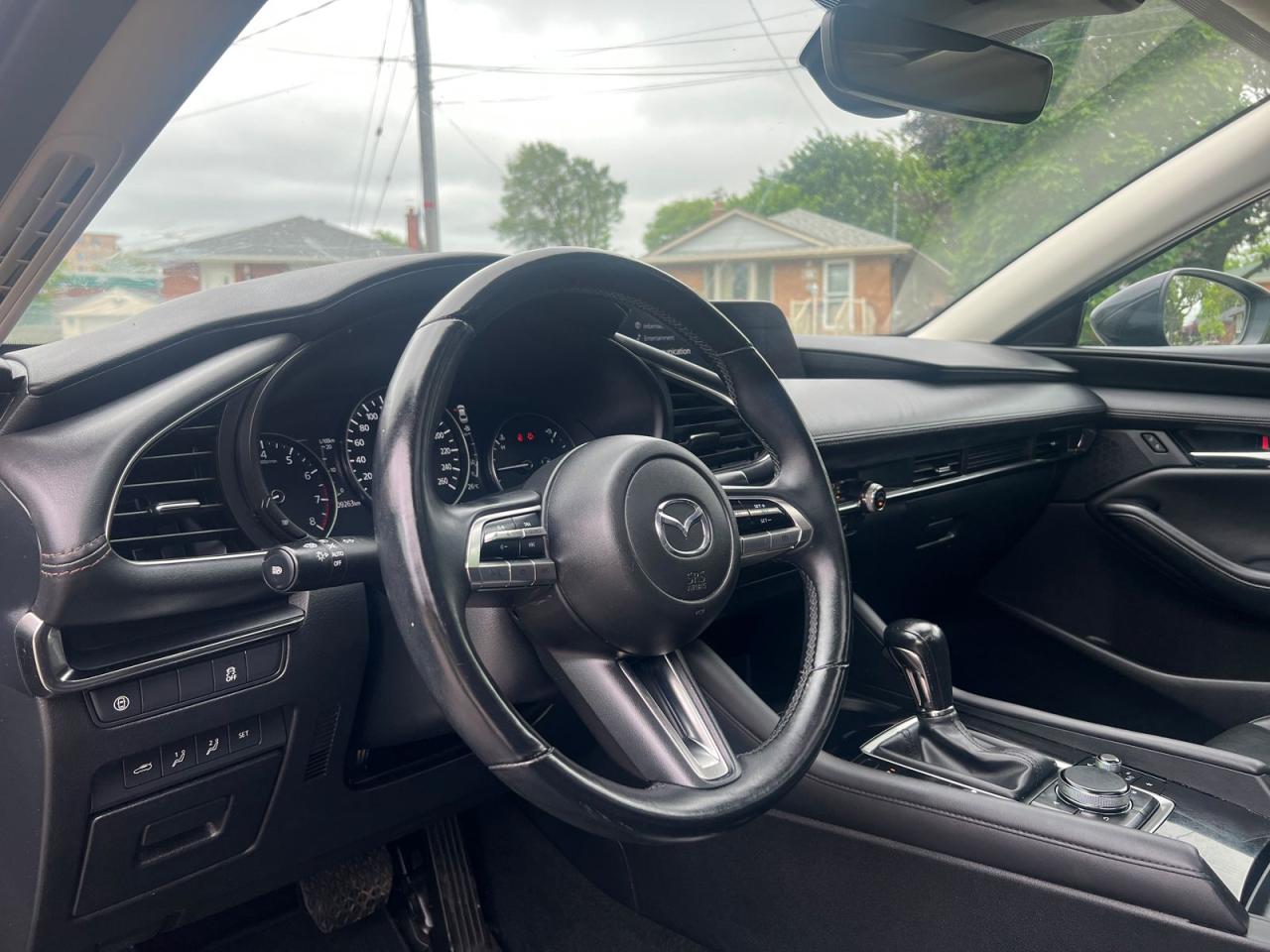 2019 Mazda MAZDA3 GS - Photo #11