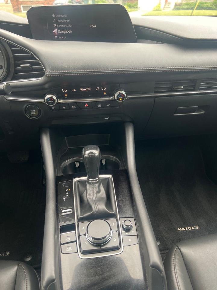 2019 Mazda MAZDA3 GS - Photo #16