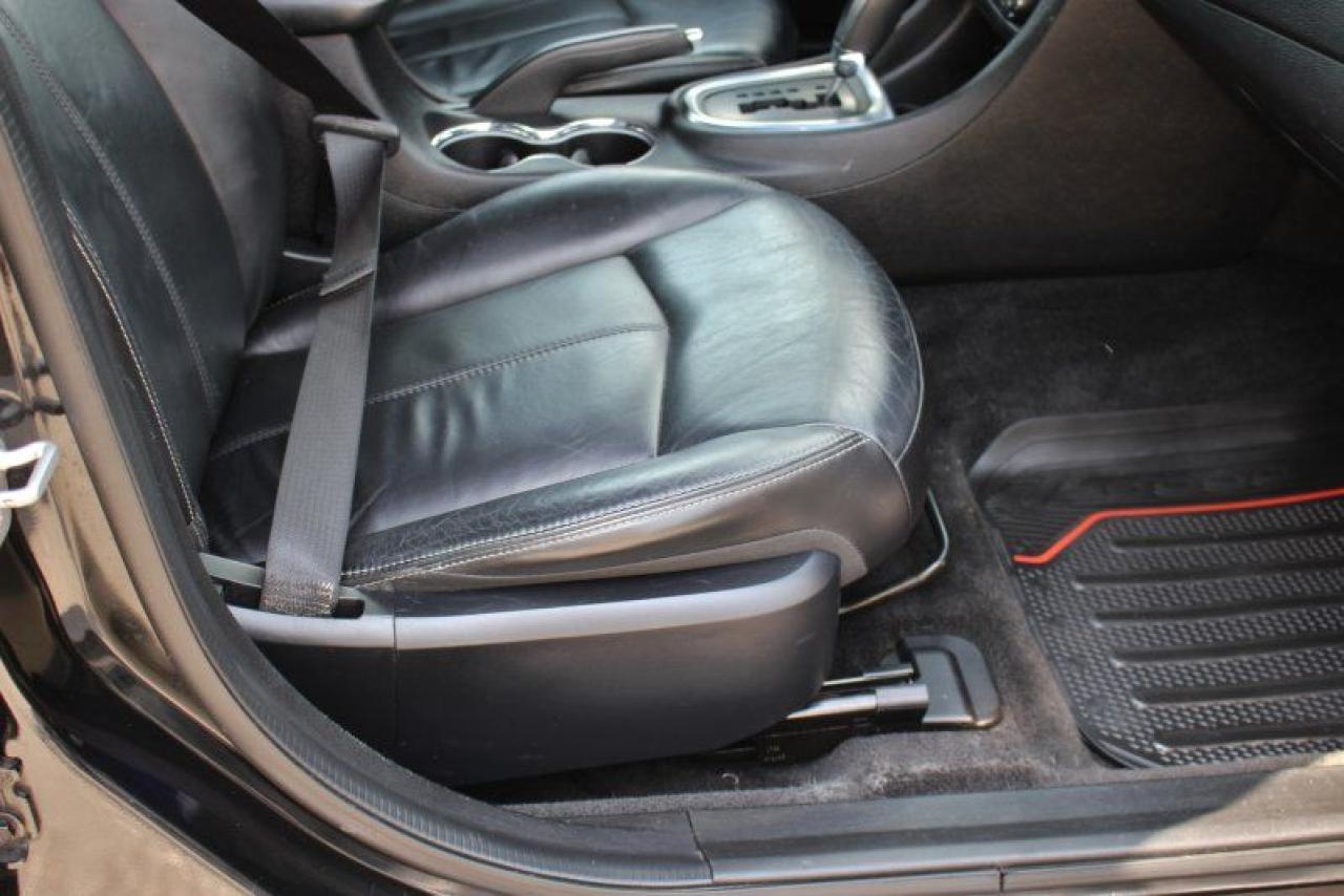 2013 Chrysler 200 Limited**Low Low Ks*Heated Leather*Sun Roof*BT - Photo #15