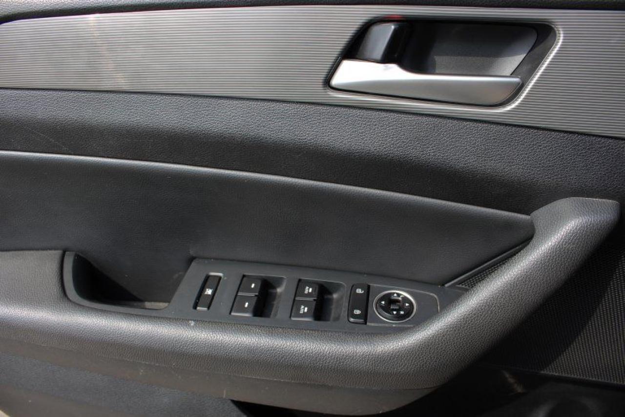 2018 Hyundai Sonata Sport**Heated Leather*Sun Roof*CarPlay*Rear Cam - Photo #13