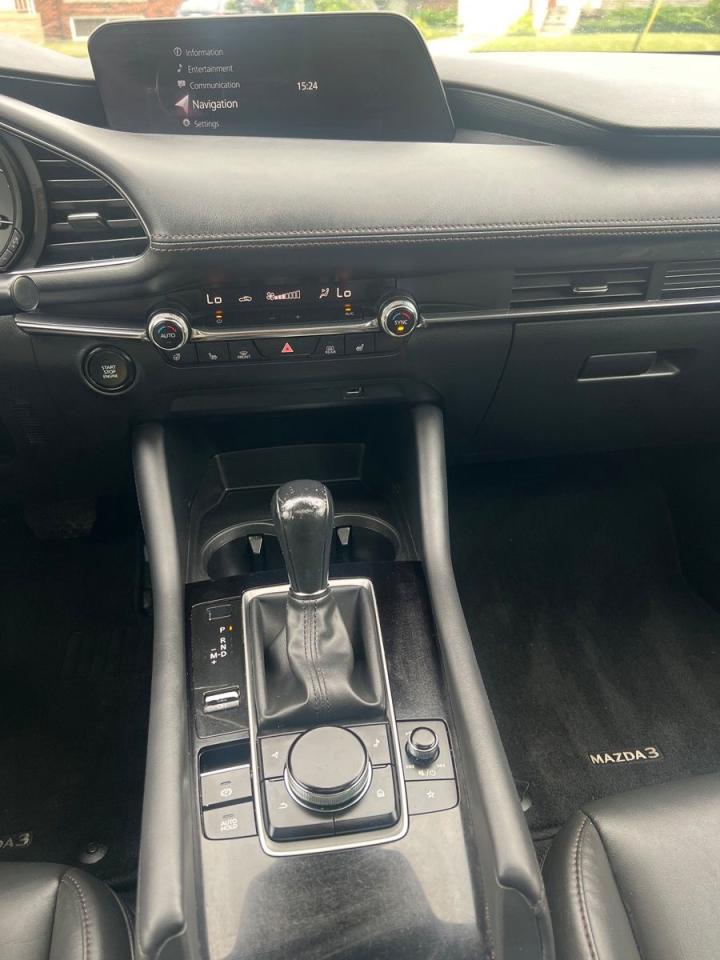 2019 Mazda MAZDA3 GS - Photo #16