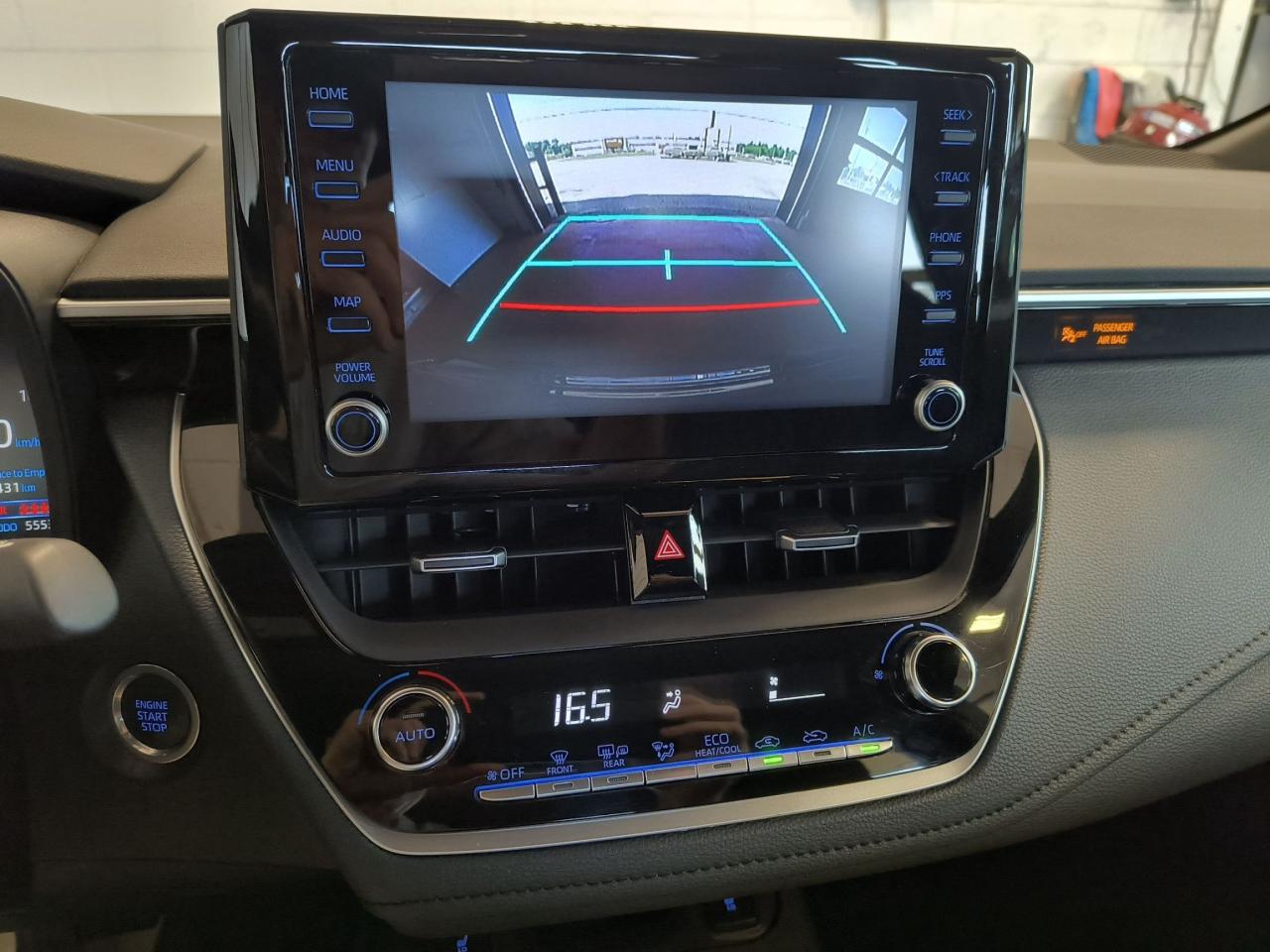 2022 Toyota Corolla SE Photo