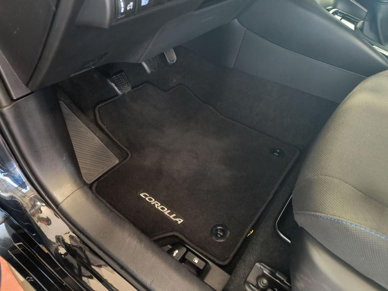 2022 Toyota Corolla SE Photo
