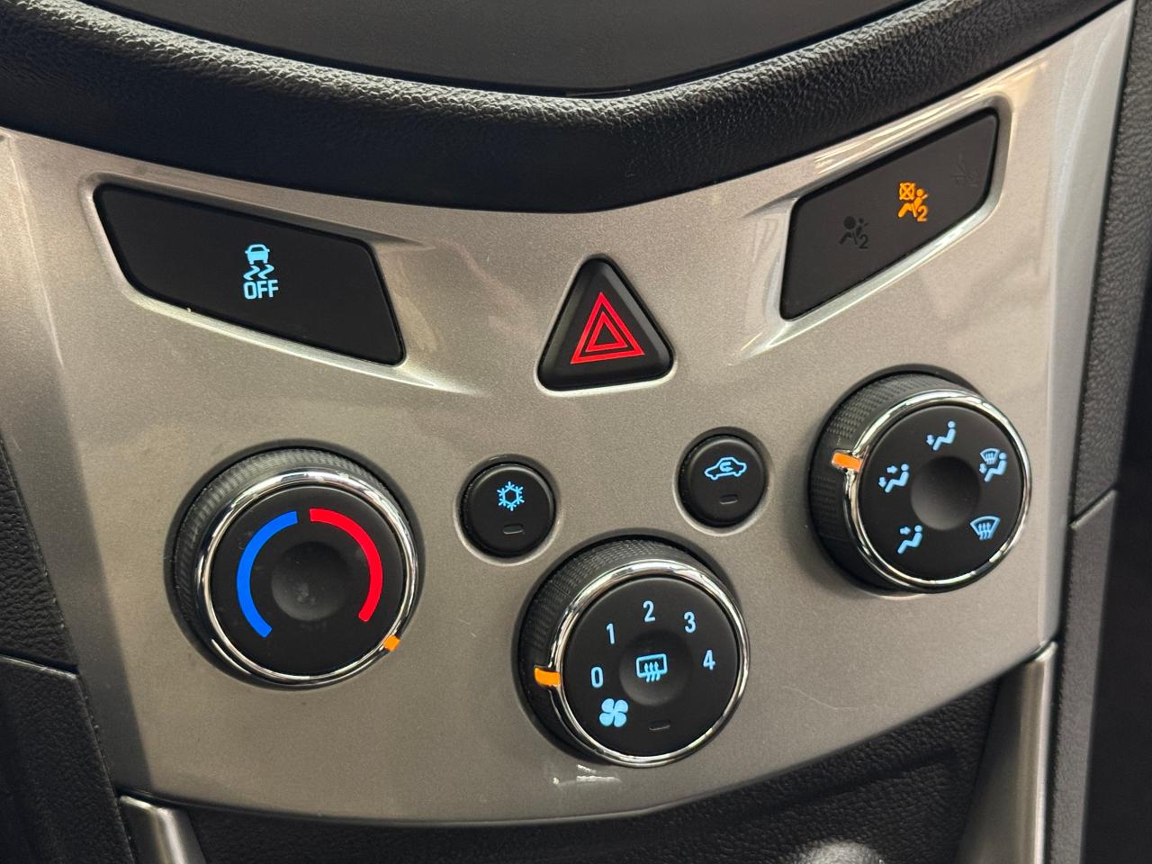 2016 Chevrolet Trax LT AWD+Sunroof+Camera+A/C Photo32