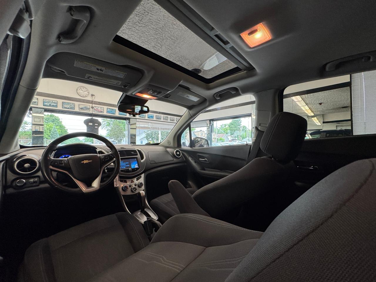 2016 Chevrolet Trax LT AWD+Sunroof+Camera+A/C Photo3