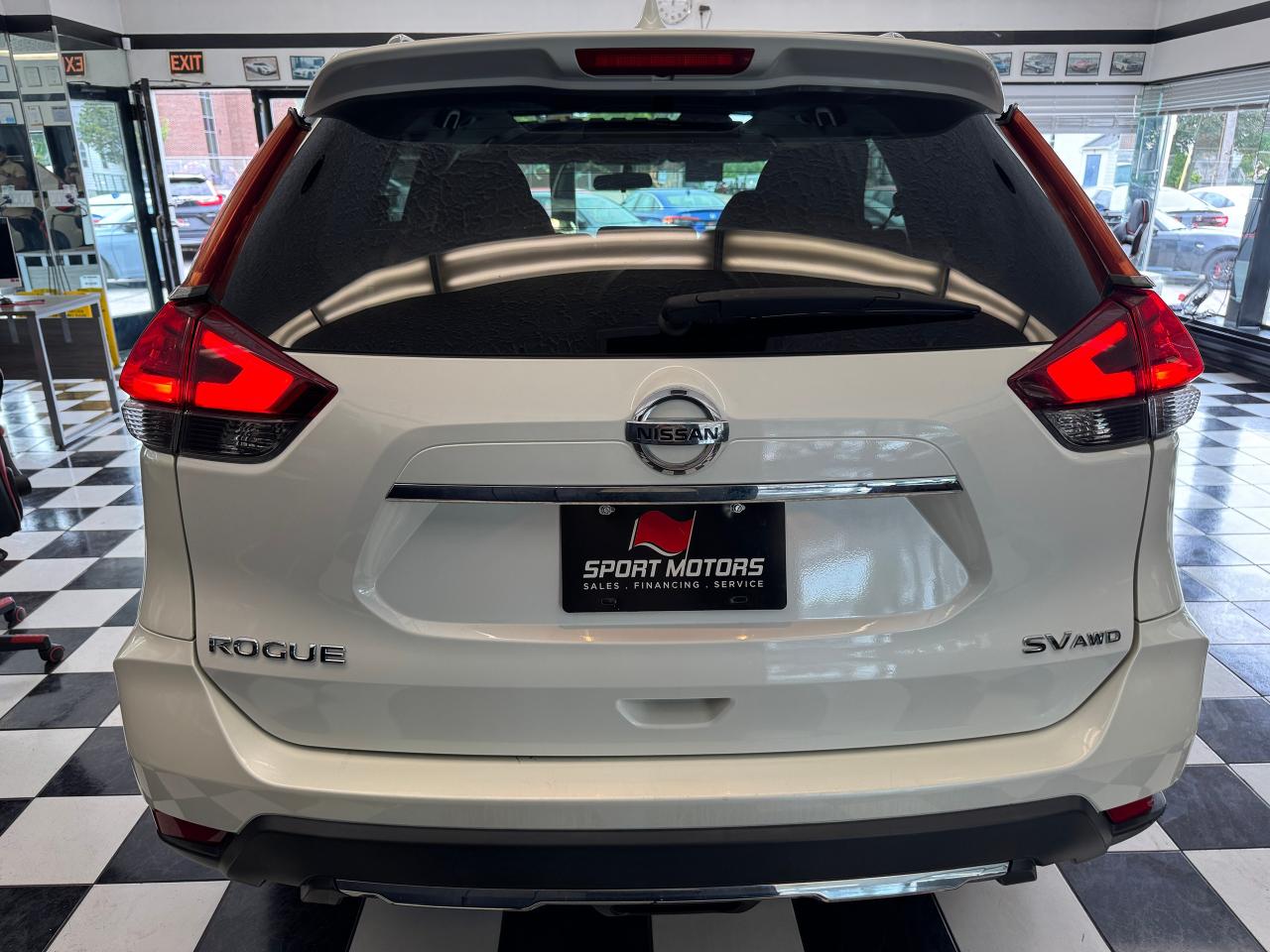 2017 Nissan Rogue AWD SV+New Tires+Brakes+Roof+PWR Gate+CLEAN CARFAX Photo6